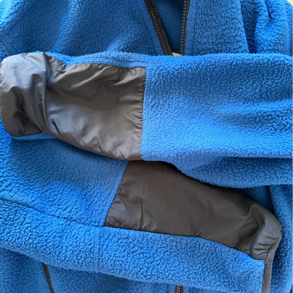 Halfdays Chapelle Fleece Jacket size S in color Cobalt - Picture 6 of 6